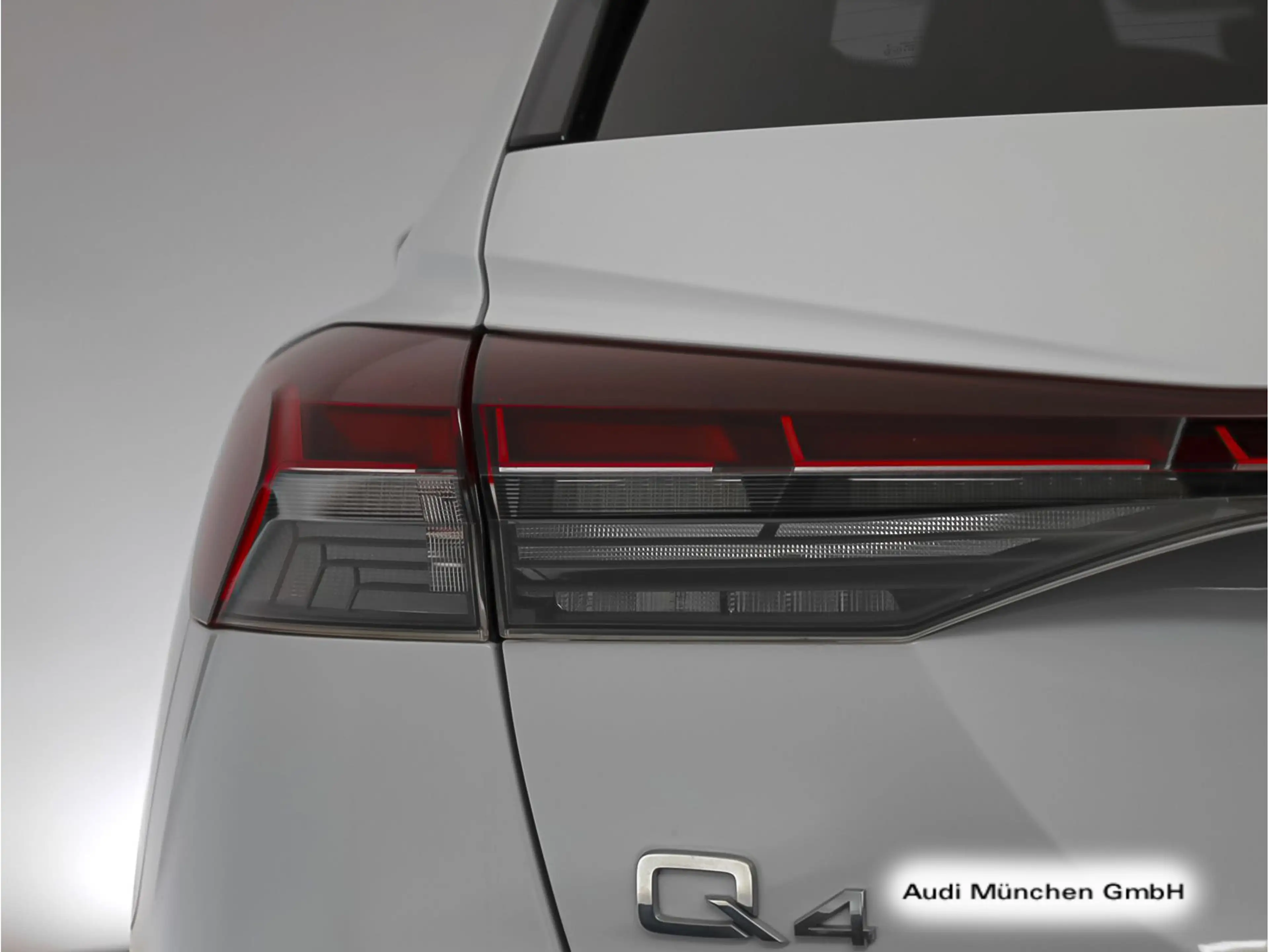 Audi Q4 e-tron 40 S line Wärmep./20"Zoll/Matrix/Navi+ — photo 11
