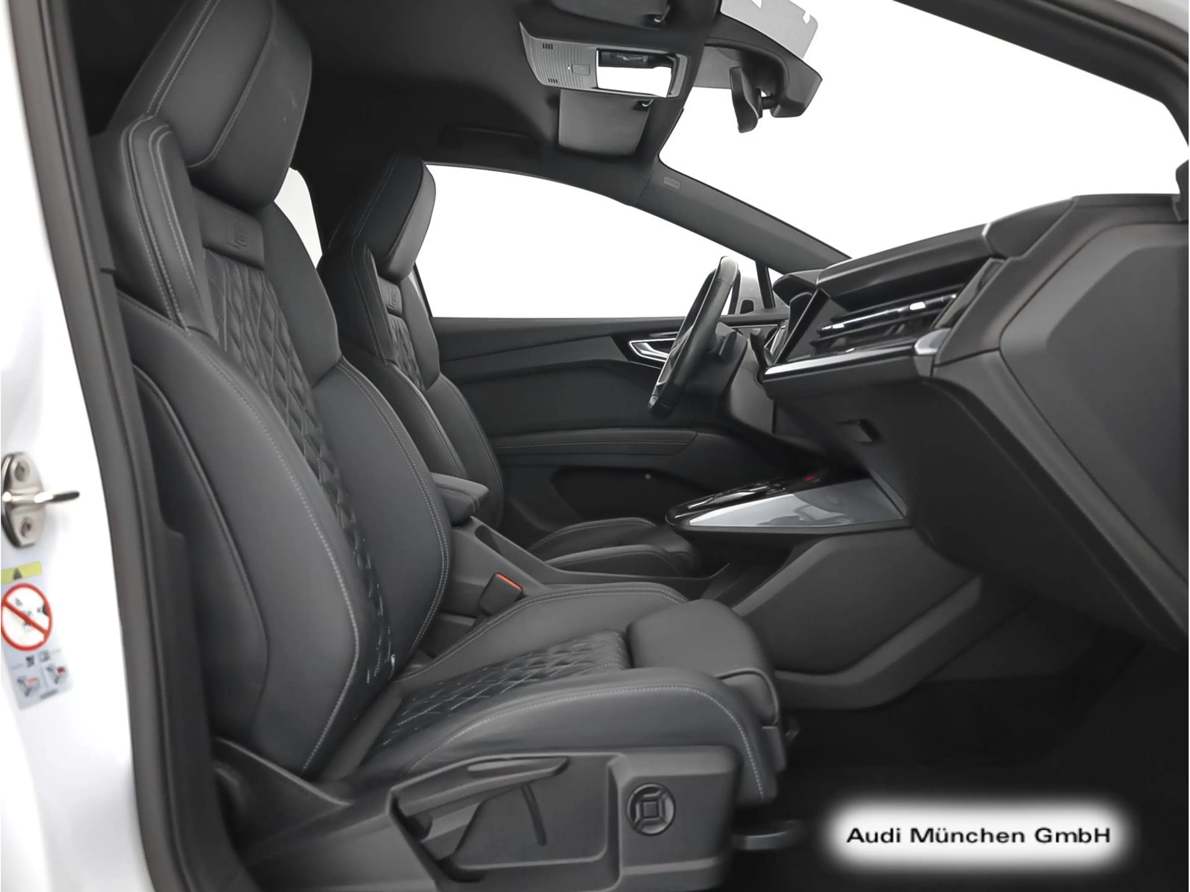 Audi Q4 e-tron 40 S line Wärmep./20"Zoll/Matrix/Navi+ — photo 14