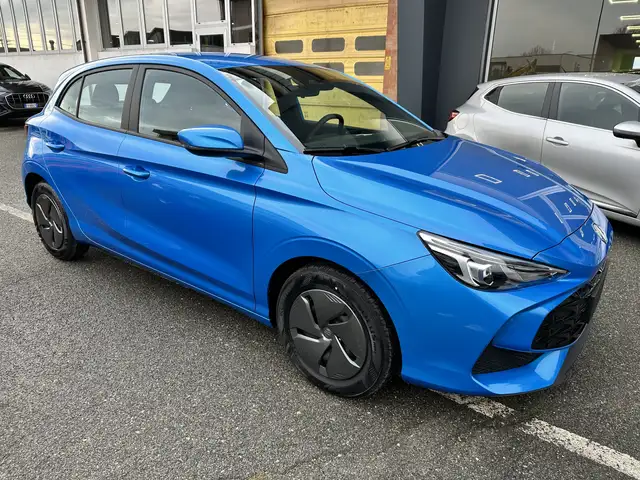 MG MG3 view 3