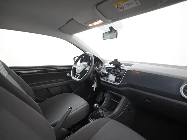 Volkswagen up! view 2