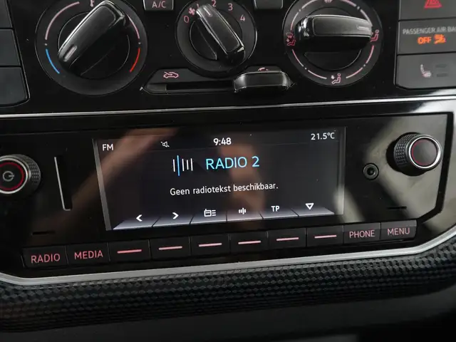 Volkswagen up! view 12