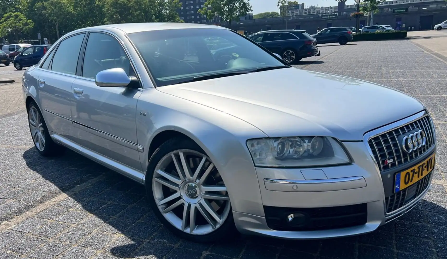 Audi S8 S8 5.2 Pro Line Grijs - 1