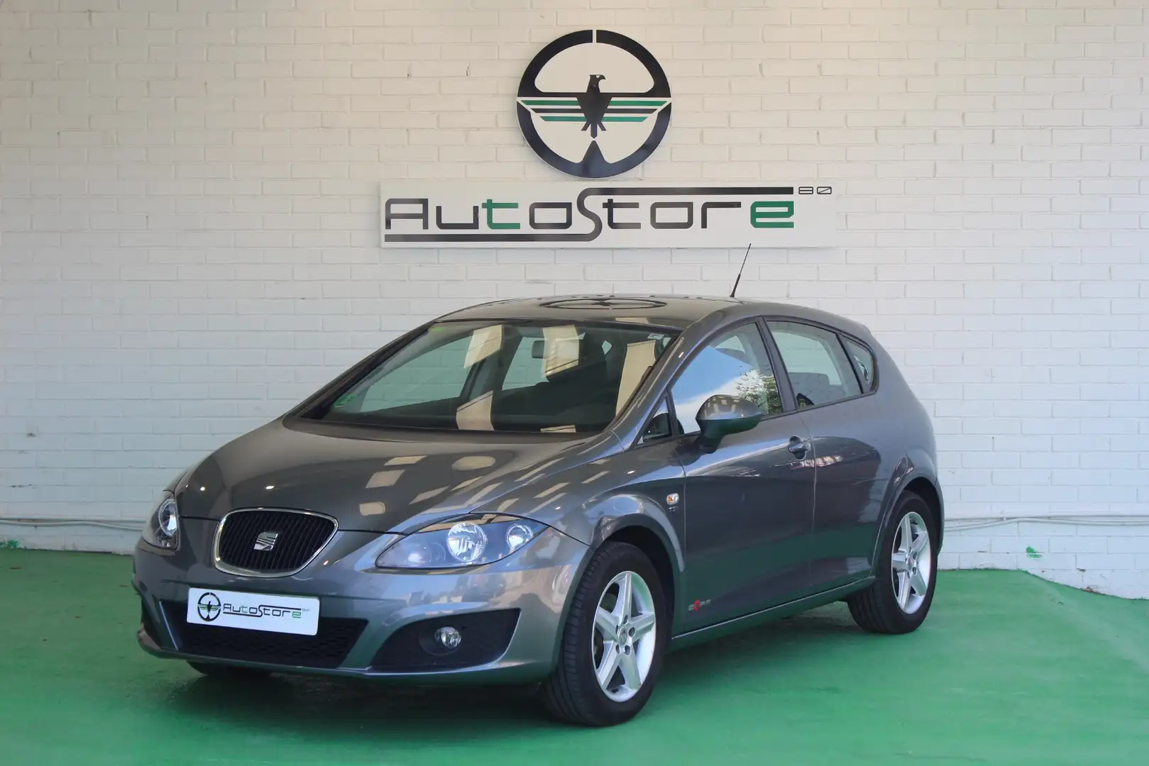 SEAT Leon 1.2 TSI Style Copa Gris - 1
