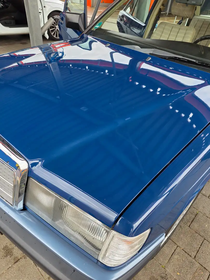 Mercedes-Benz 190 190 E Blau - 1