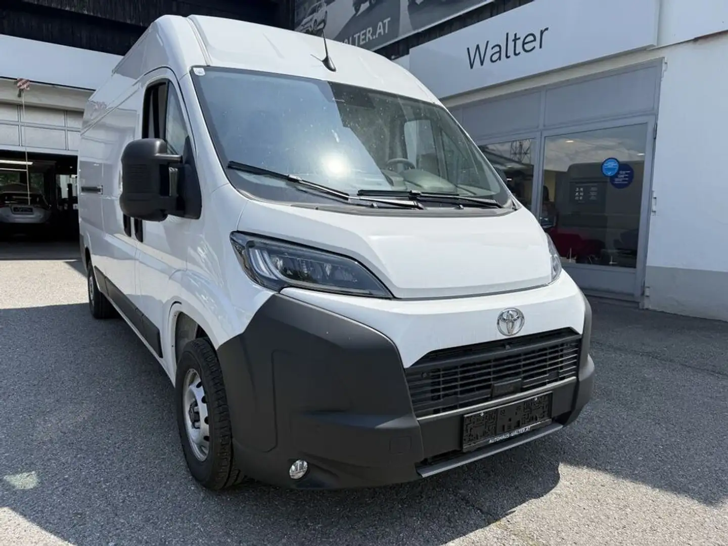 Toyota Proace Max 35 L3H2 2,2 140 Prowork Weiß - 2