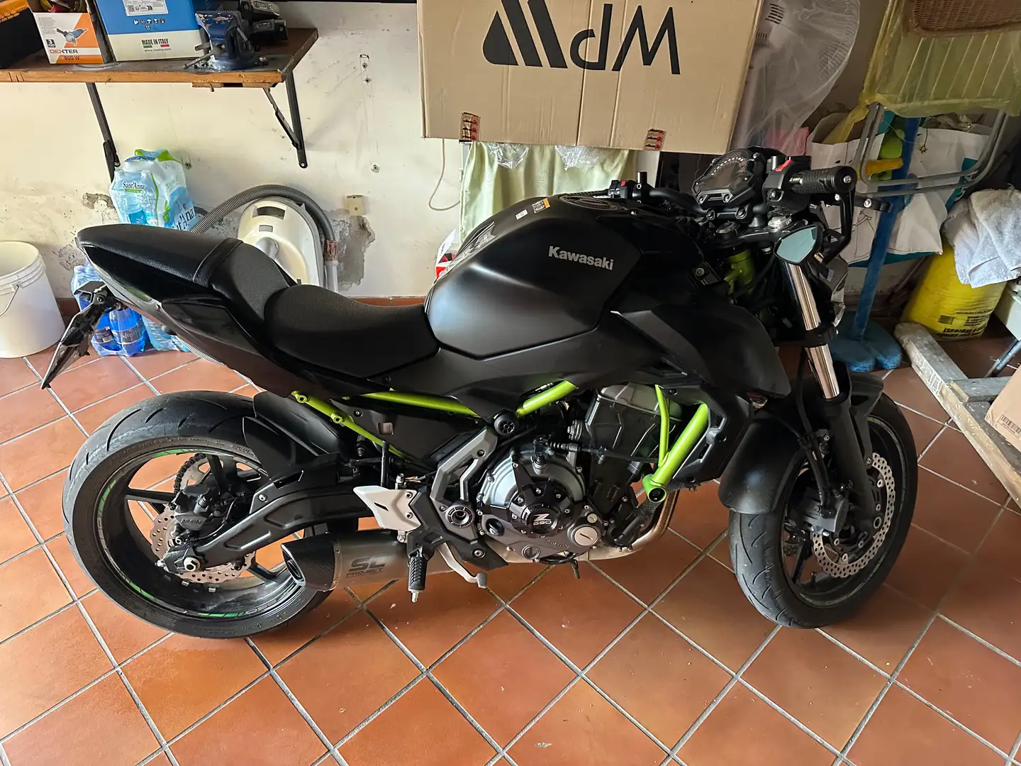 Kawasaki Z 650 Normale Nero - 2