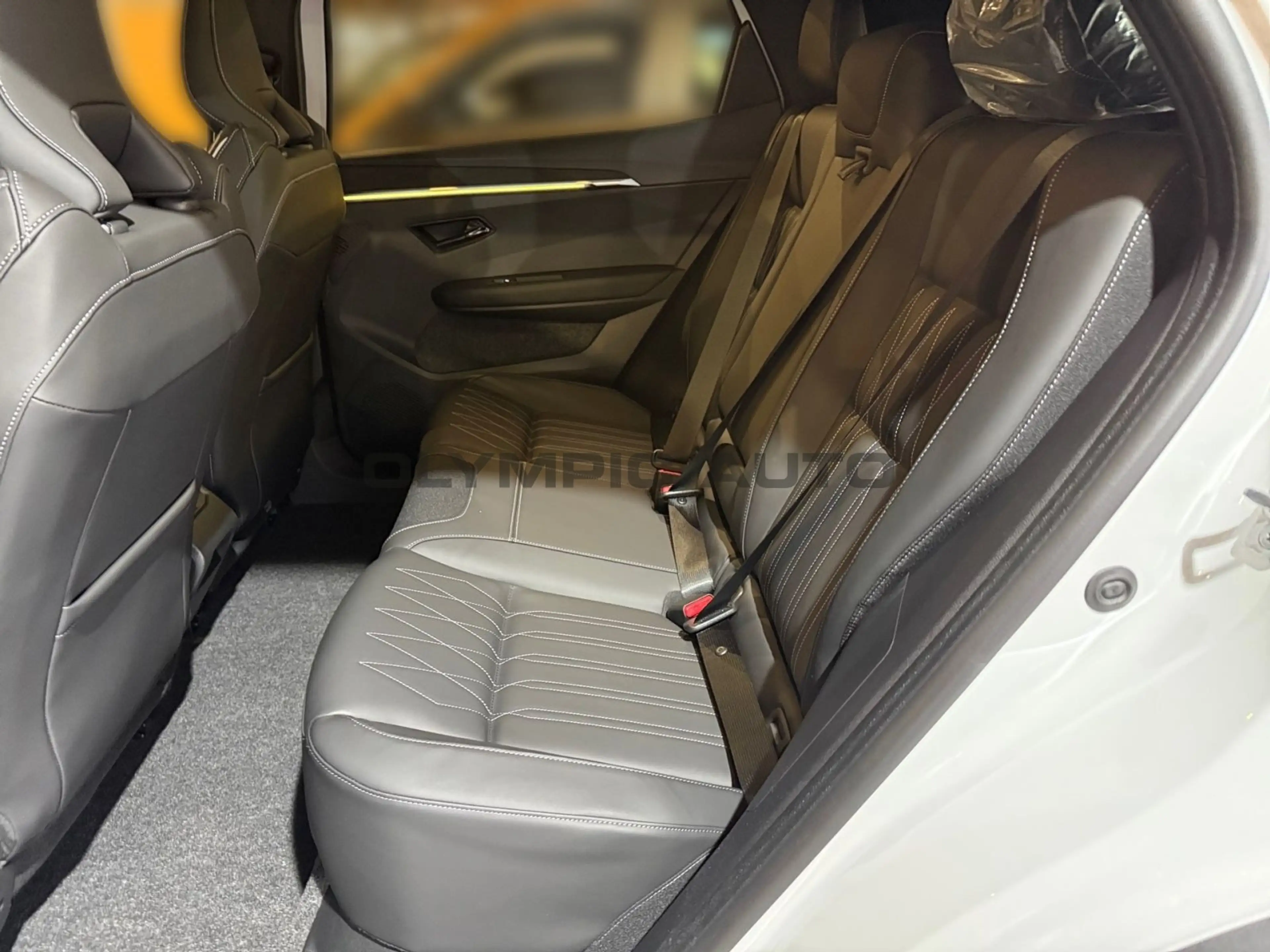 Mitsubishi Eclipse Cross Luxury-Paket 87 kWh (22kW) — photo 11