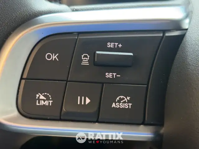 Jeep Avenger view 13