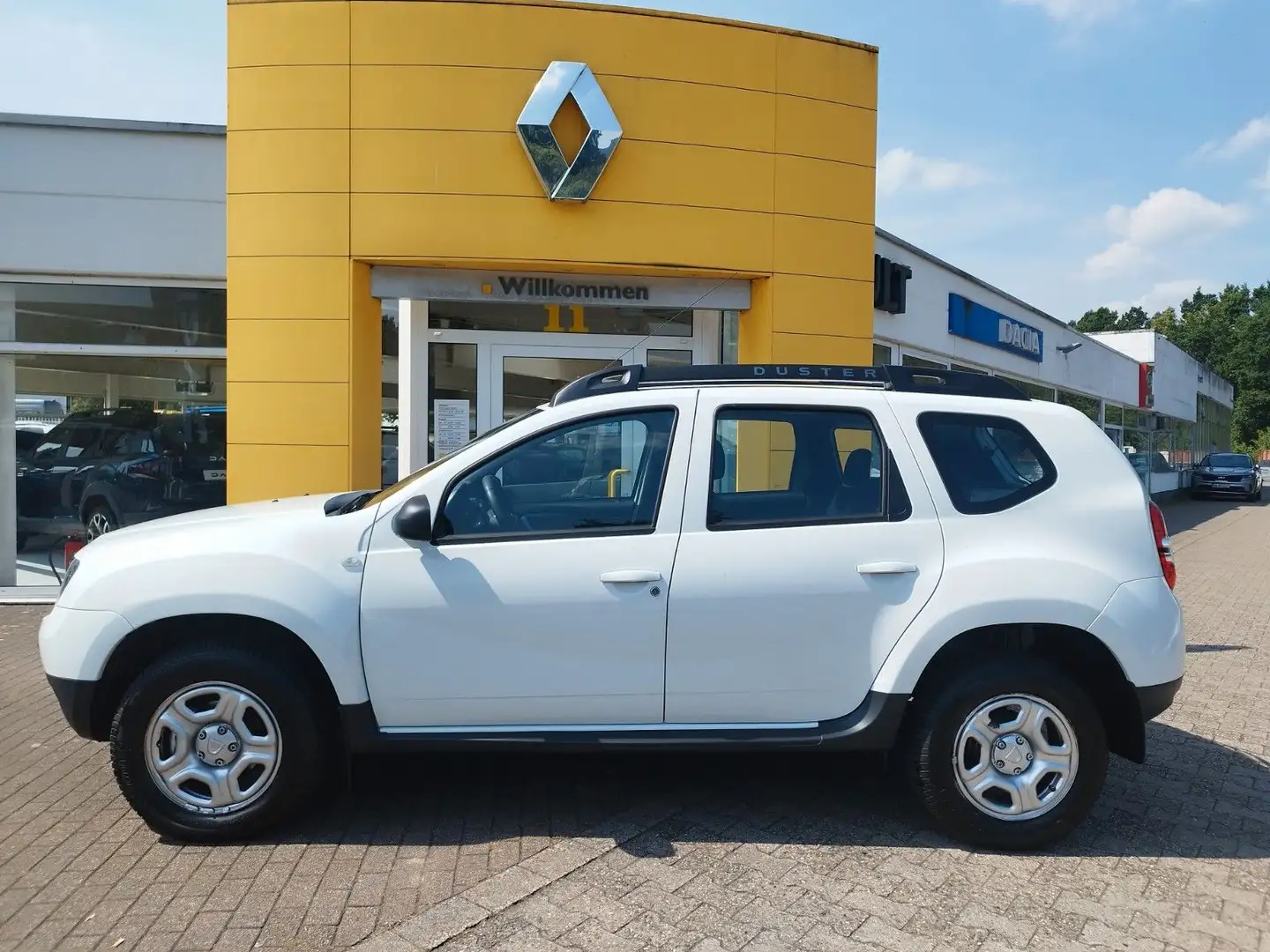 Dacia Duster I Laureate 4x4 Allrad Weiß - 1