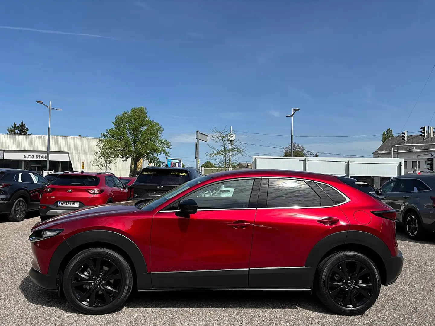 Mazda CX-30 e-Skyactive G140 Homura Aut. Rot - 2