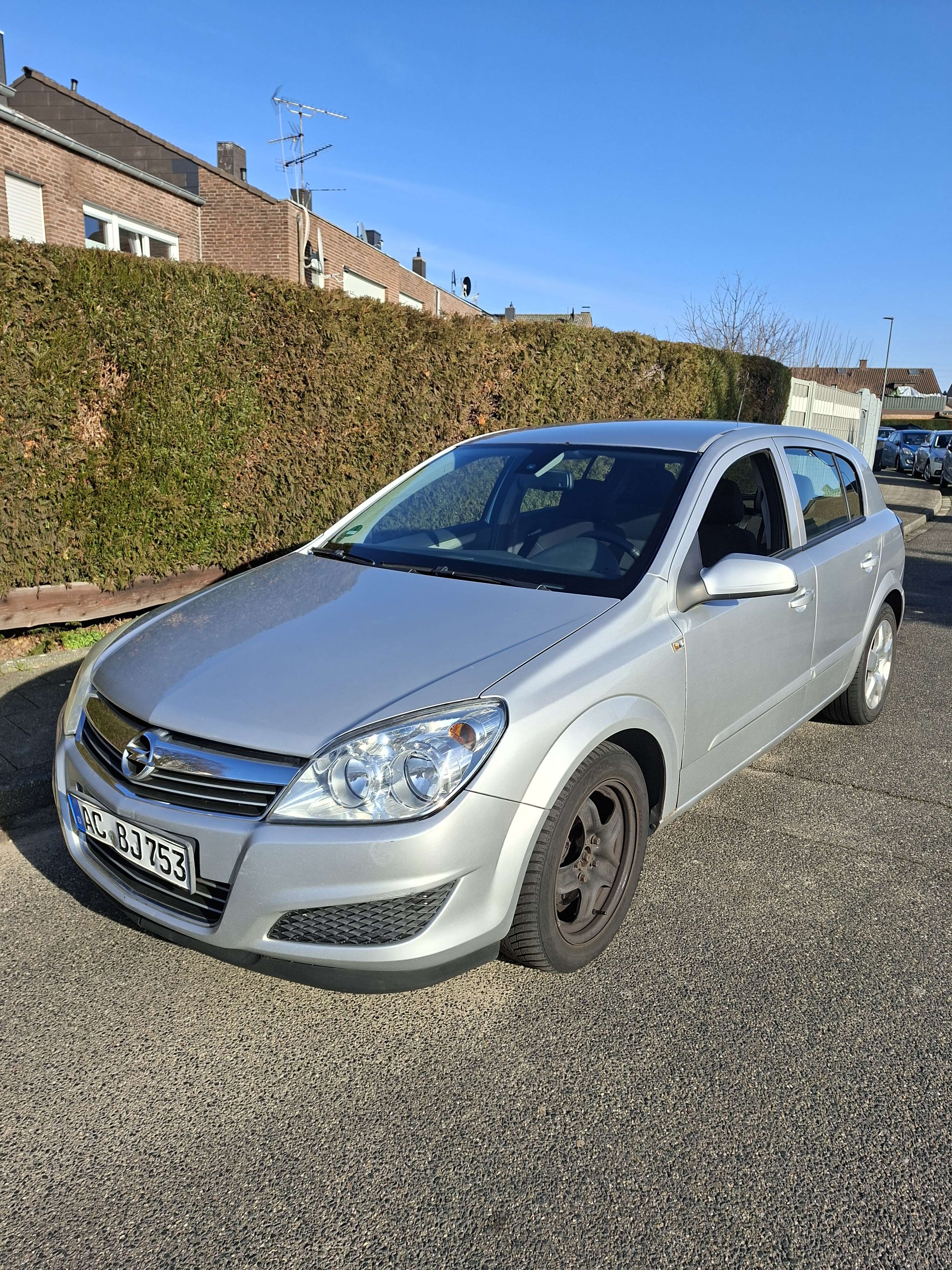 Second hand Opel Astra 1.9 cdti