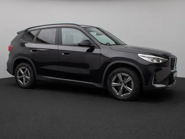 BMW X1 view 4