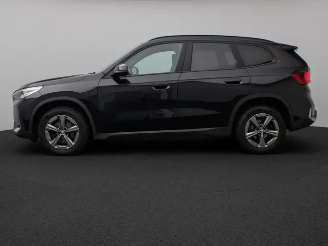 BMW X1 view 11