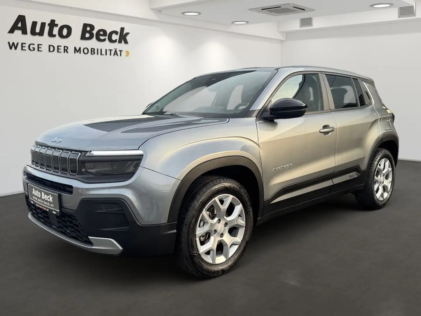 Jeep Avenger 1,2 GSE T3 Altitude Grau - 1
