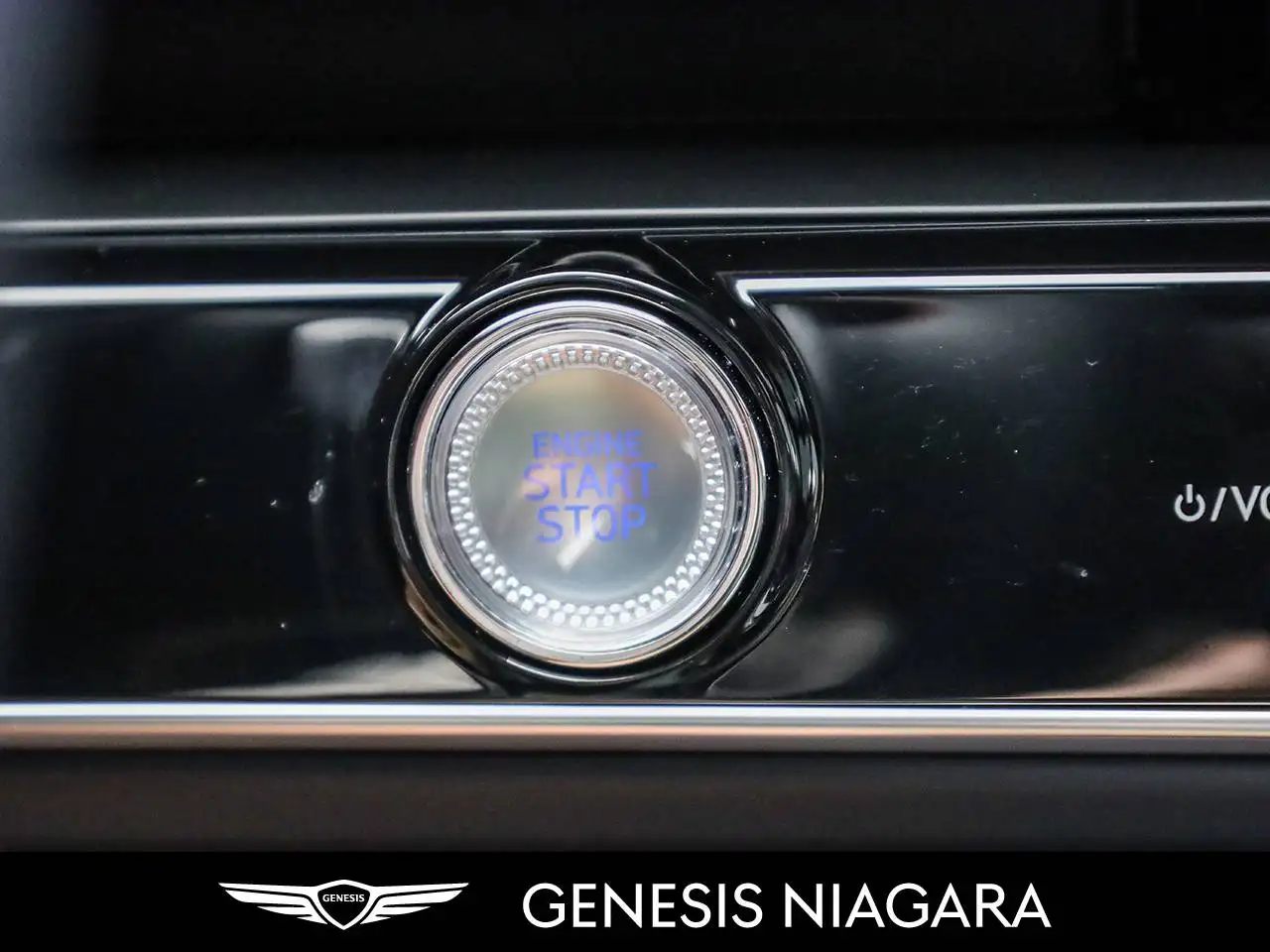 Genesis GV70 снимка Genesis GV70