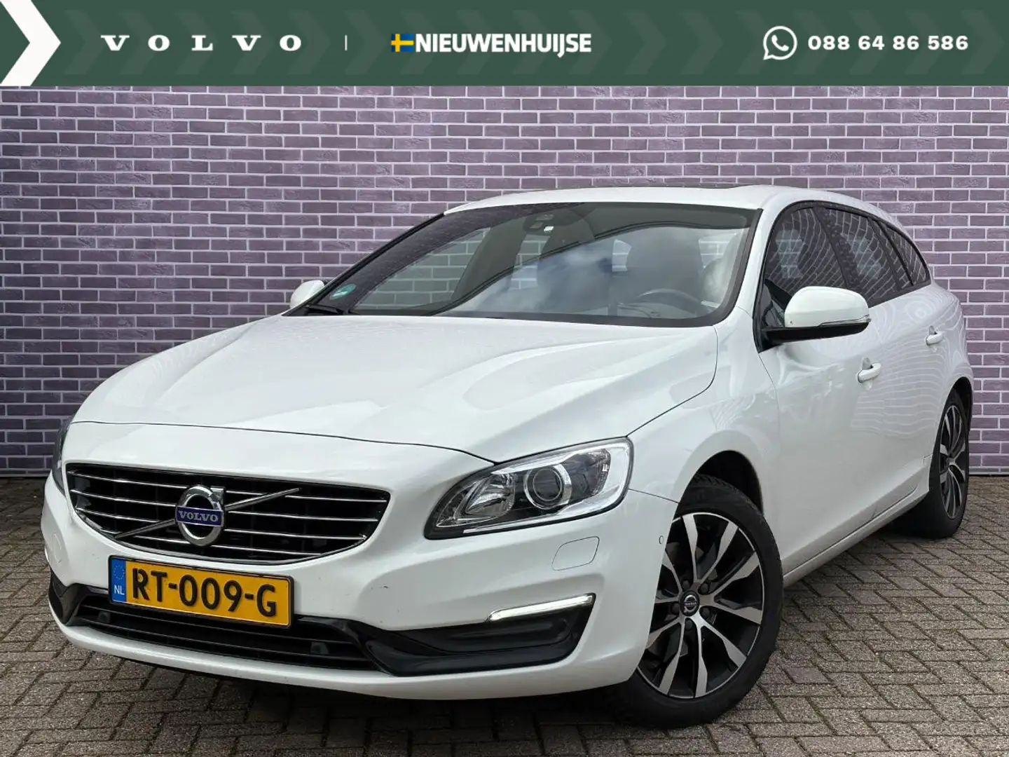 Volvo V60 1.5 T3 Polar+ Dynamic |Trekhaak| Schuif/kantel dak Blanc - 1