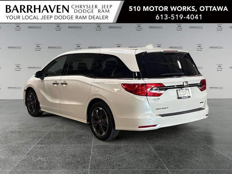 2024 Honda Odyssey Touring Auto — снимка 1