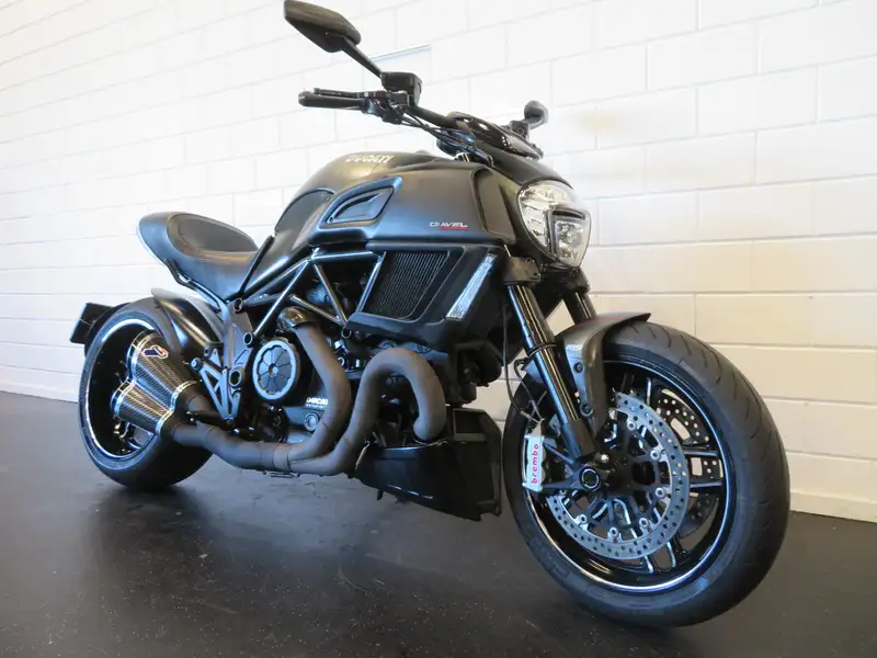 Ducati Diavel - foto 8