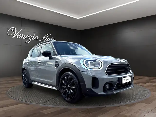 MINI Countryman view 13