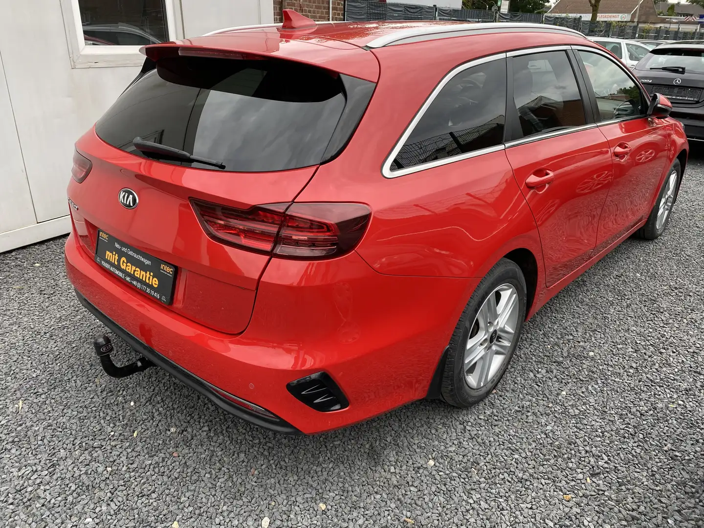 Kia Ceed / cee'd Ceed Diesel 1.6 CRDi DCT Vision Rouge - 1
