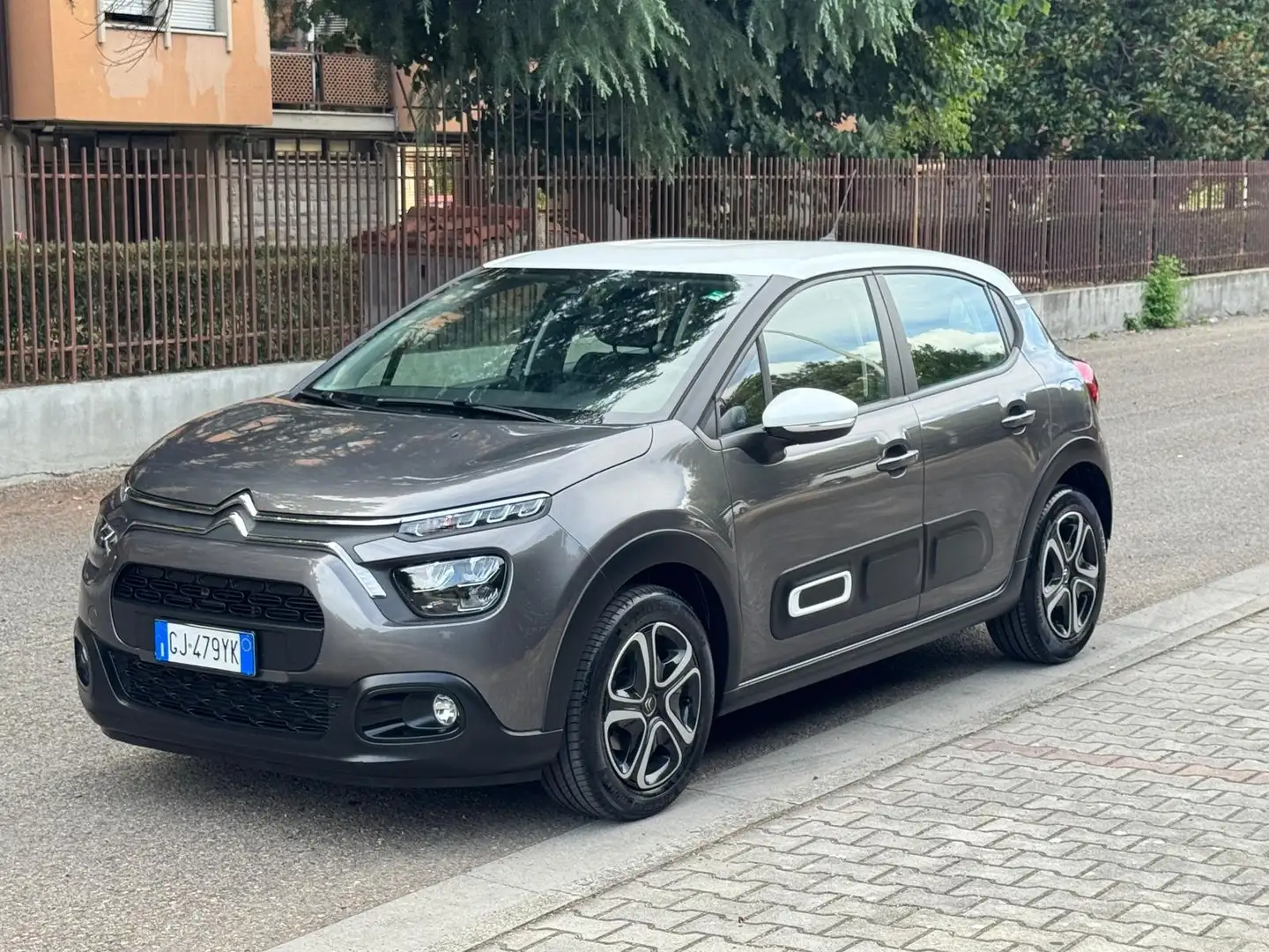 Citroen C3 C3 PureTech 83 S&S Feel Pack Neopatentati Grigio - 1