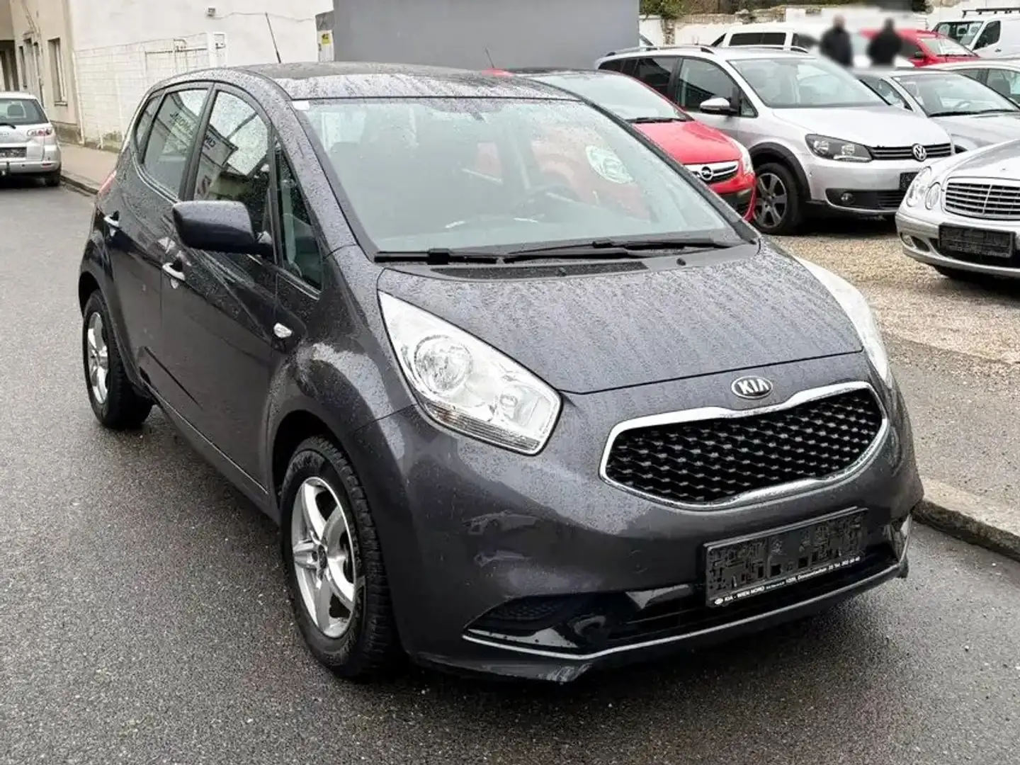 Kia Venga 1,4 CRDi 20 Jahre Edition Titan PICKERL NEU 04/27 Grau - 1