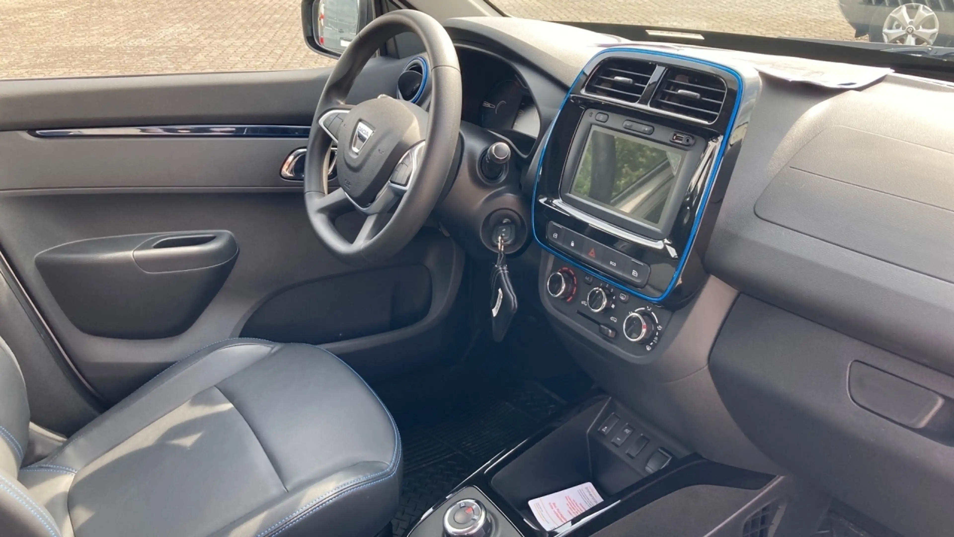 Dacia Spring Electric 45 Comfort — photo 10