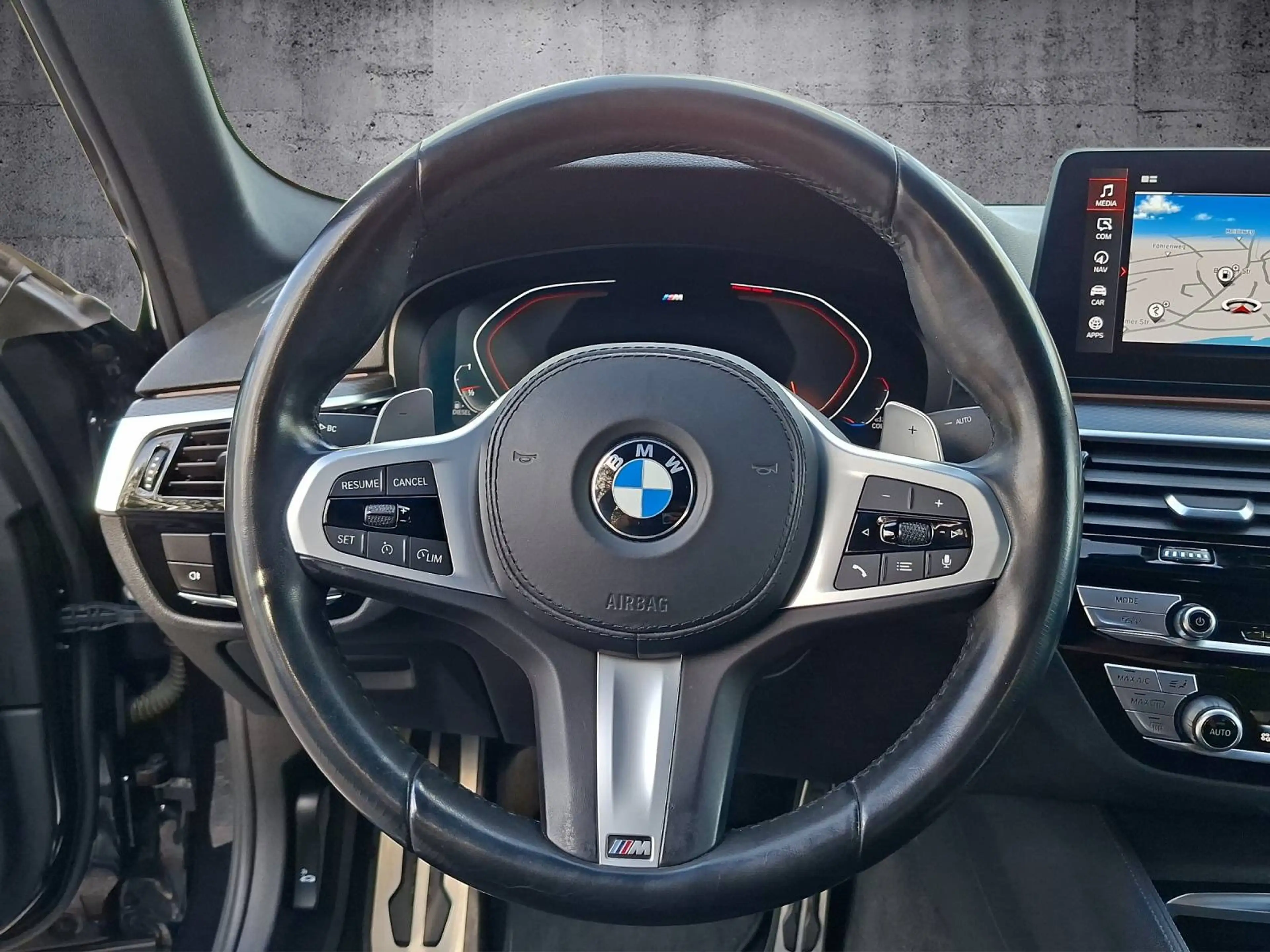 BMW 540 d xDrive M Sport/Laser/AHK/Head-Up — photo 12