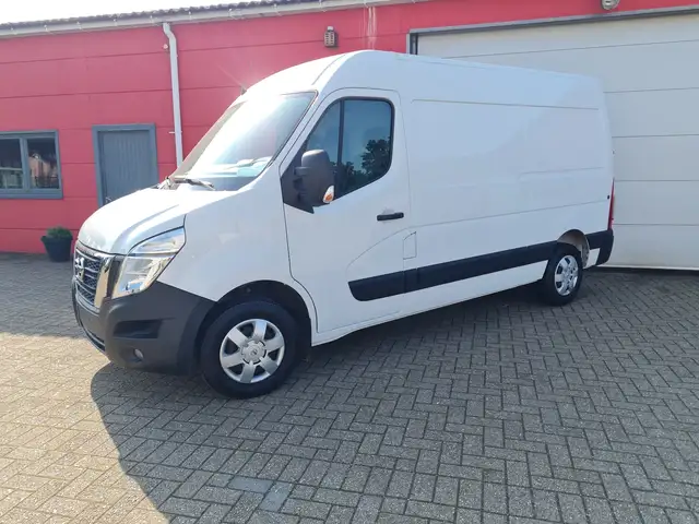 Nissan NV400 NV400 2.3 dCi L4H2