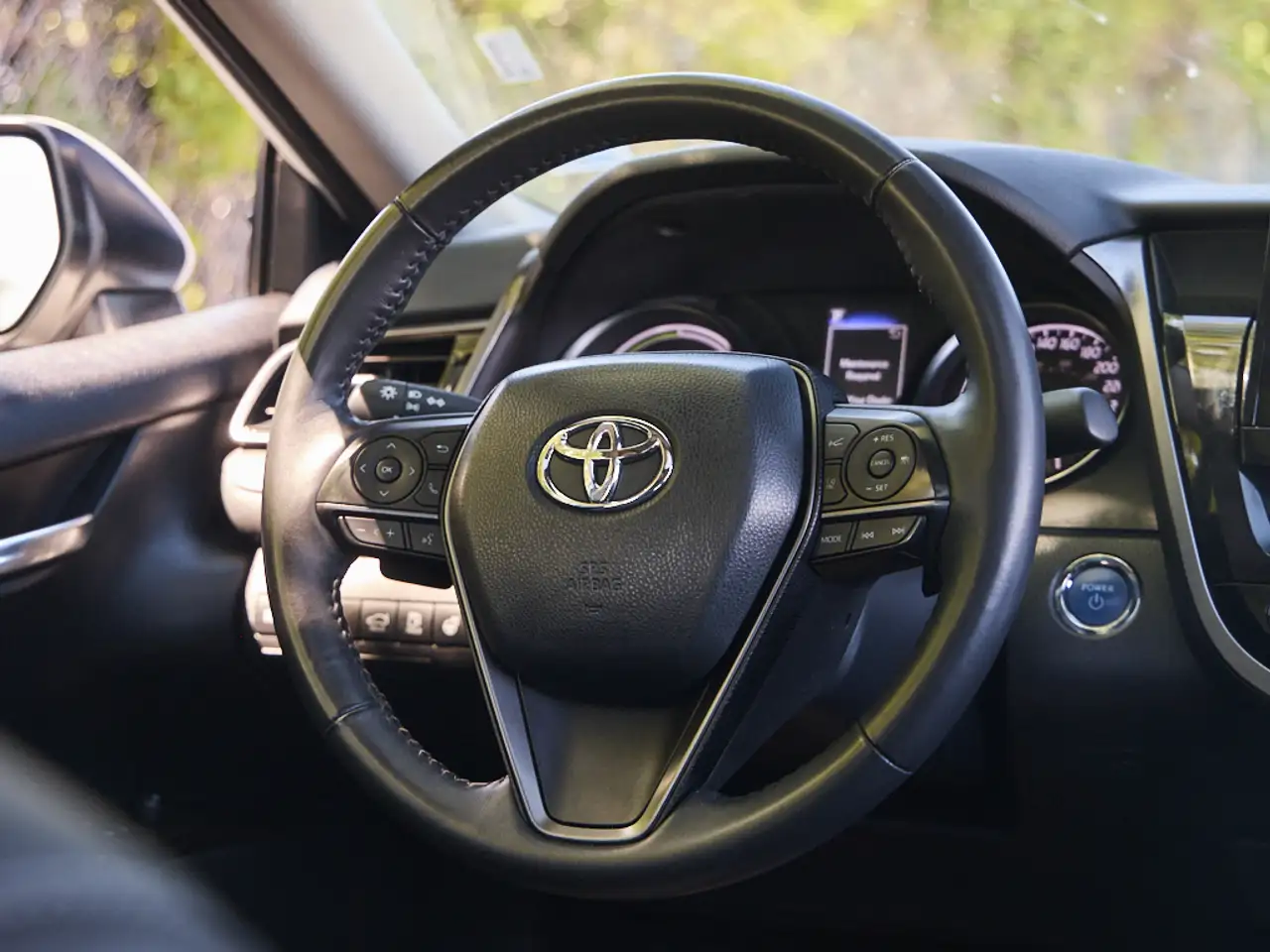 Toyota Camry снимка Toyota Camry