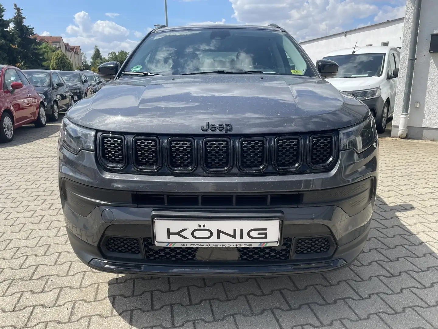 Jeep Compass MY23 Night Eagle*Mild Hybrid Grau - 2