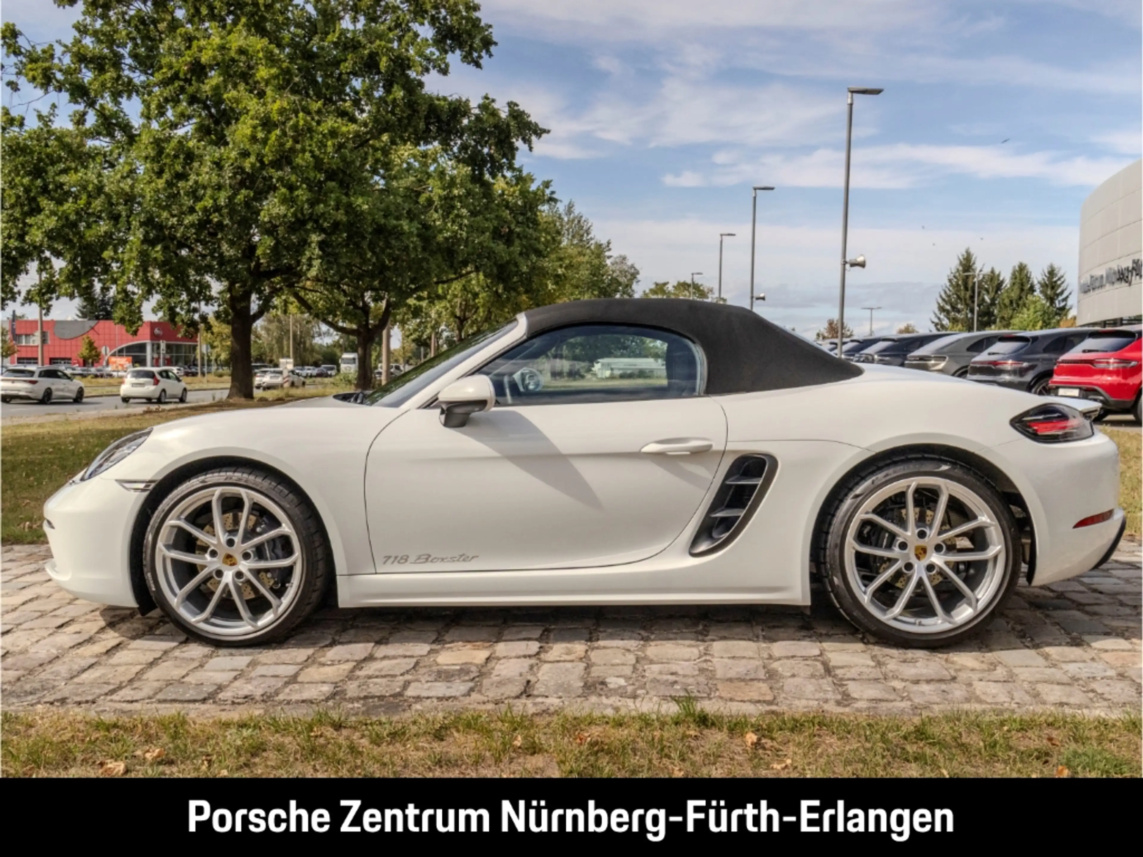 Porsche Boxster 718 Style Edition — photo 2