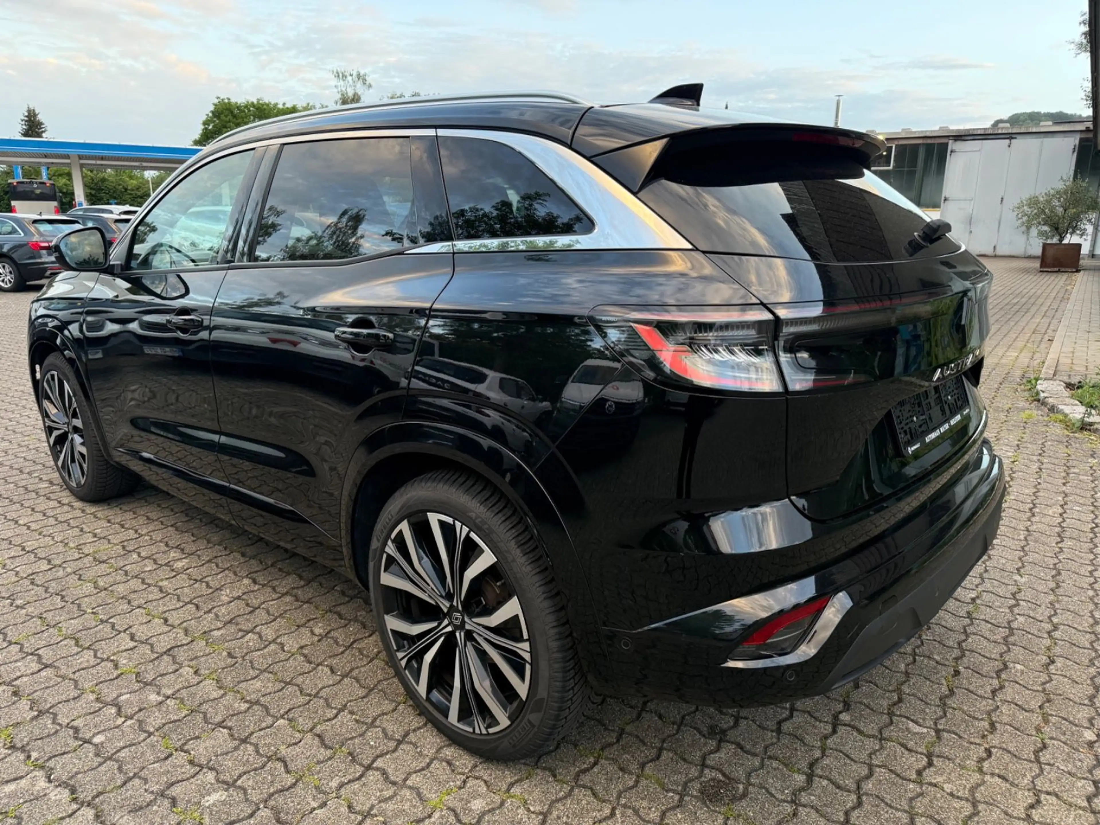 Renault Austral *E-Tech*Full Hybrid 200*Iconic*NAVI*PANO* — photo 4