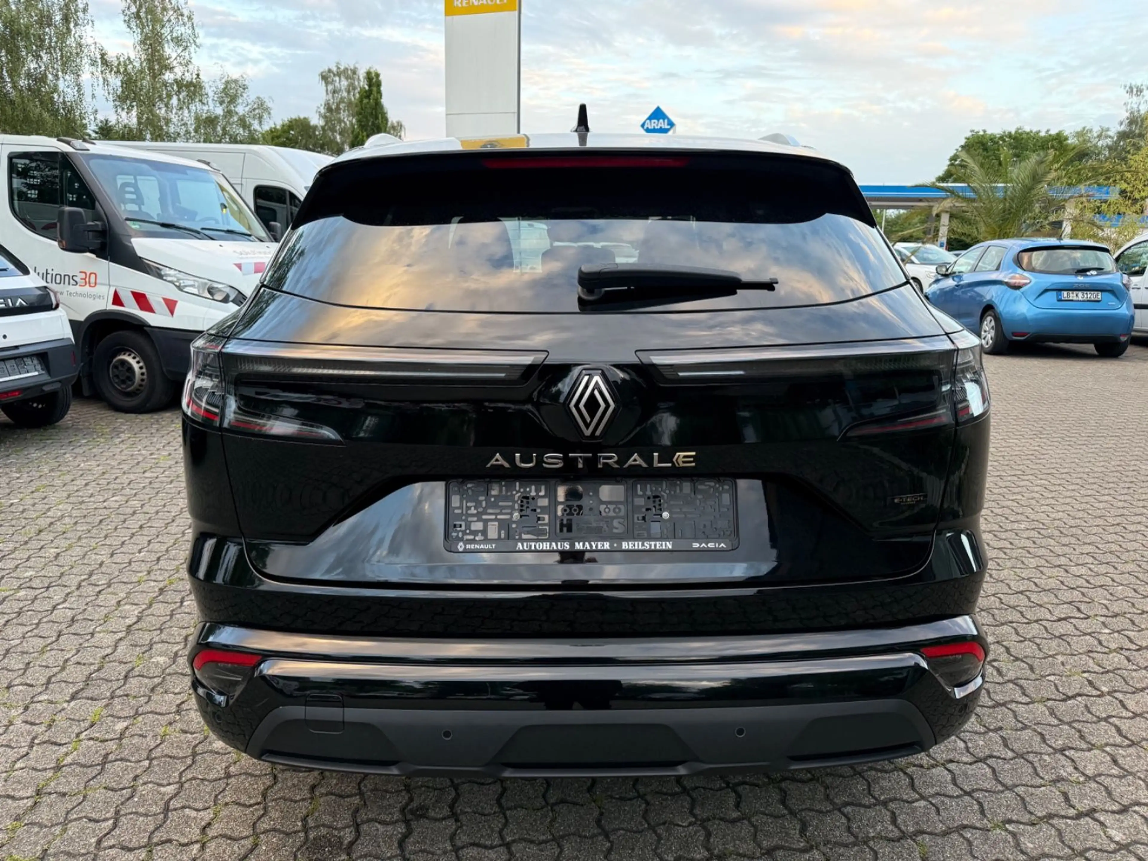 Renault Austral *E-Tech*Full Hybrid 200*Iconic*NAVI*PANO* — photo 5