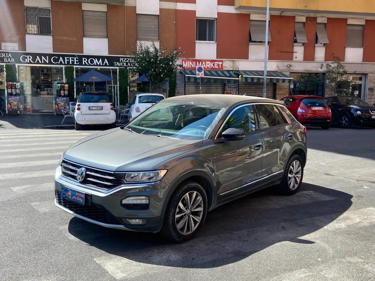 Volkswagen T-Roc T-Roc 1.5 tsi Advanced dsg Gris - 1