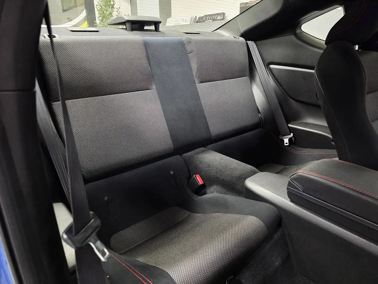 Subaru BRZ 2.0 | 200 ch | BVM | Barre anti-roulis Cusco | Pommeau Blitz | Volant cuir