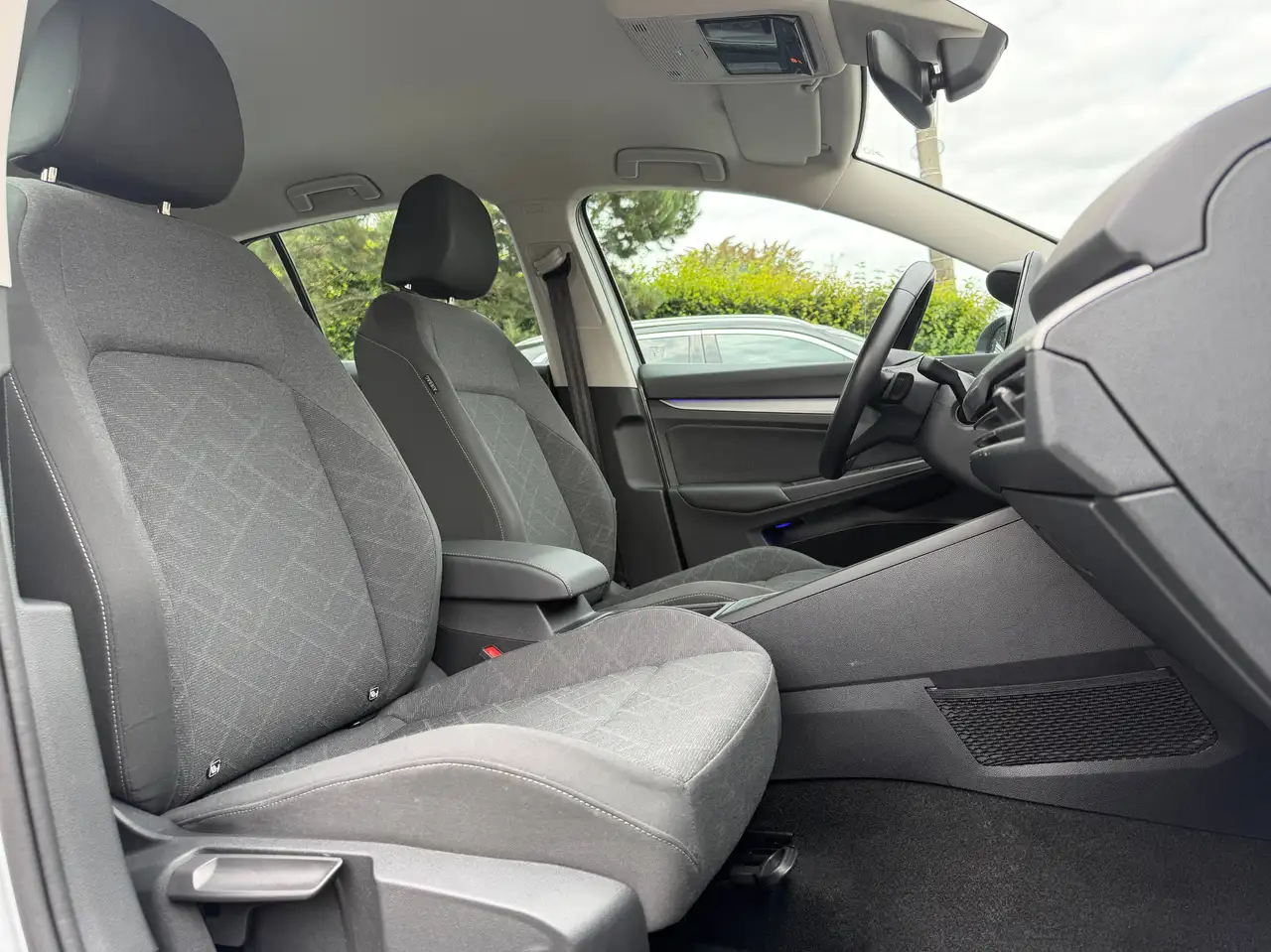 Volkswagen Golf 8 VIII 2.0 TDi DSG Camera Carnet Carplay Ambient Virtual GARANTIE 1 AN, миниатюра 12