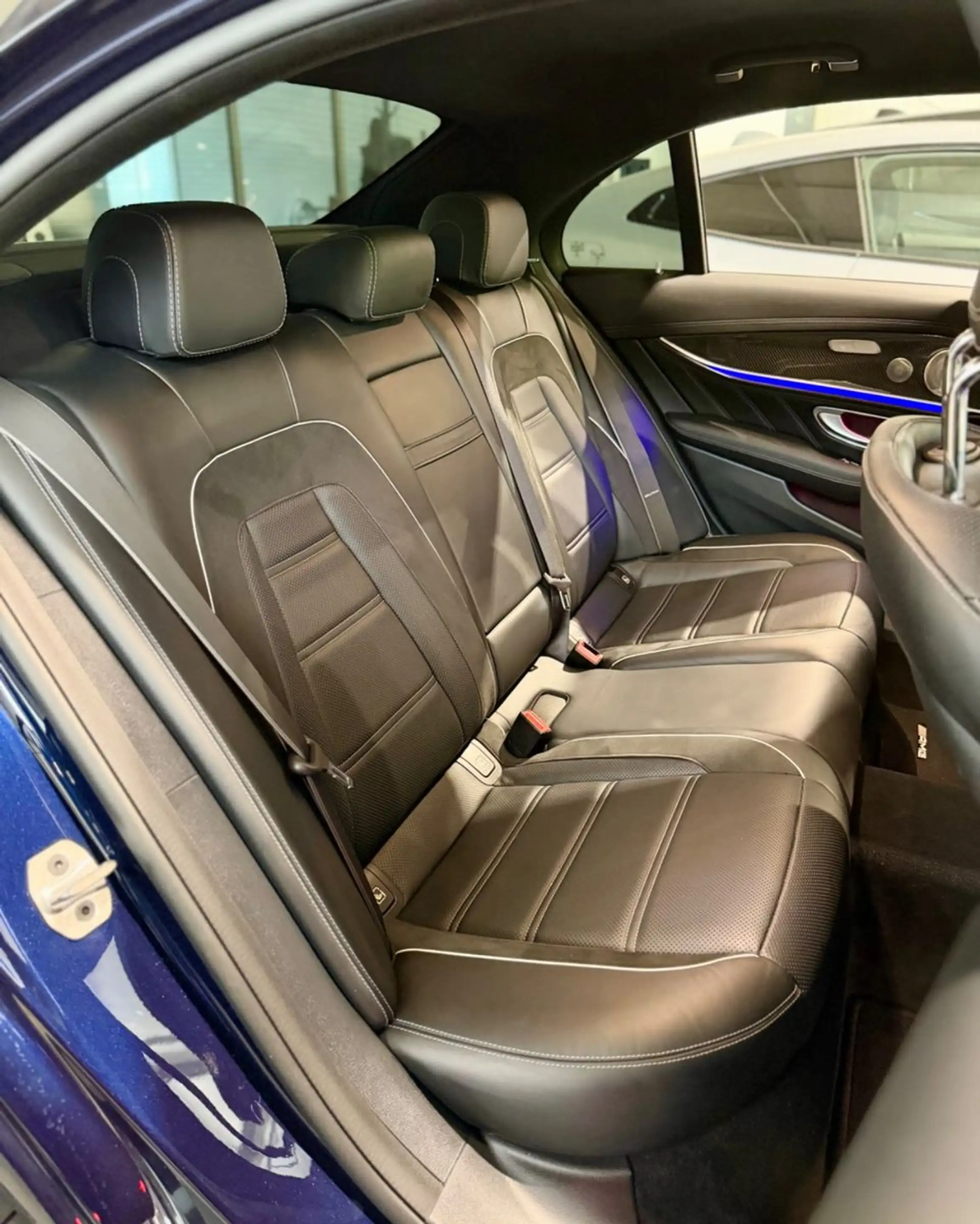 Mercedes-Benz E 63 AMG E63s AMG 4M+*HUD*3D*VOLL*MULTIBEAM*360*SOFT CLOS — photo 25