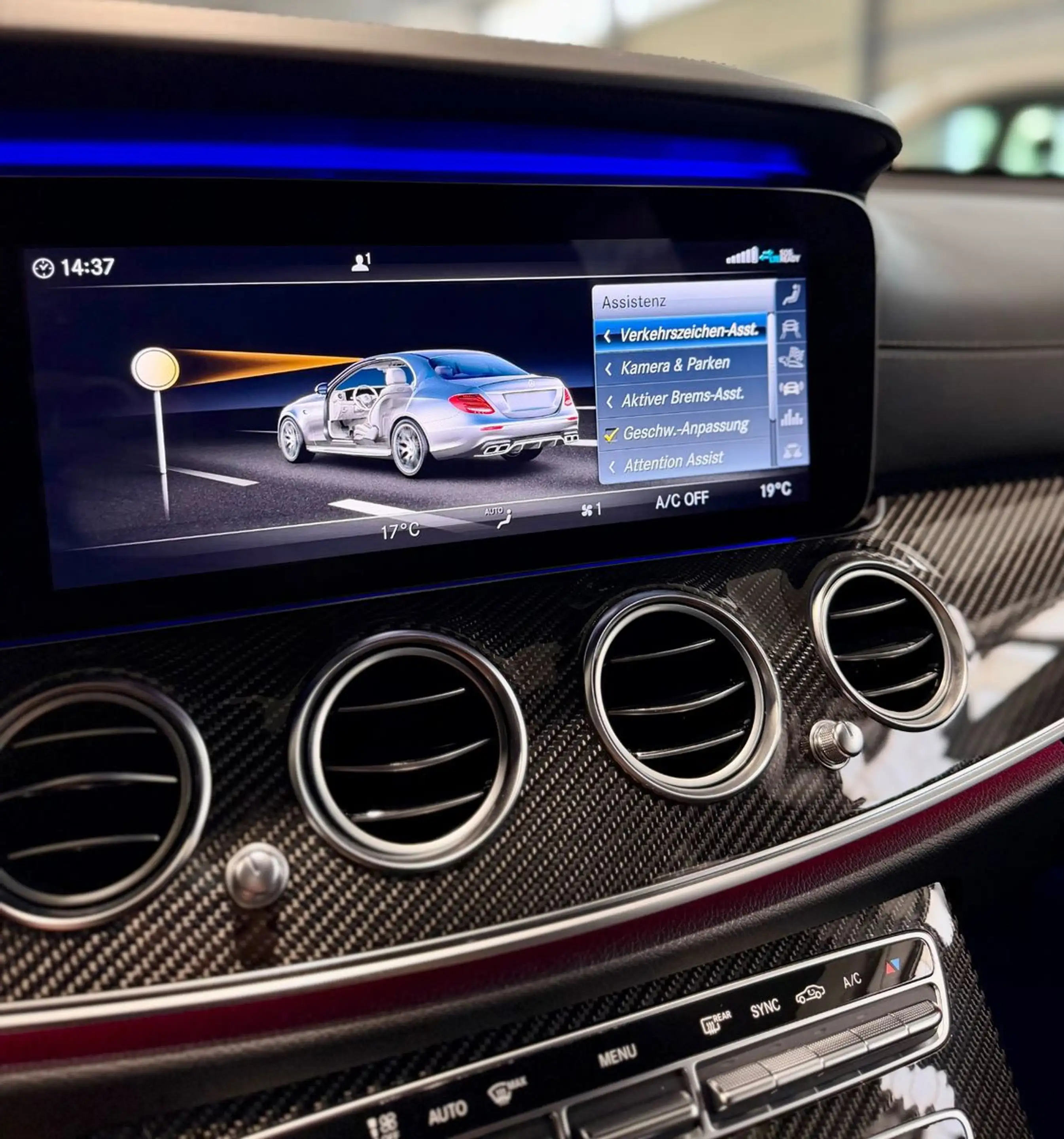 Mercedes-Benz E 63 AMG E63s AMG 4M+*HUD*3D*VOLL*MULTIBEAM*360*SOFT CLOS — photo 32