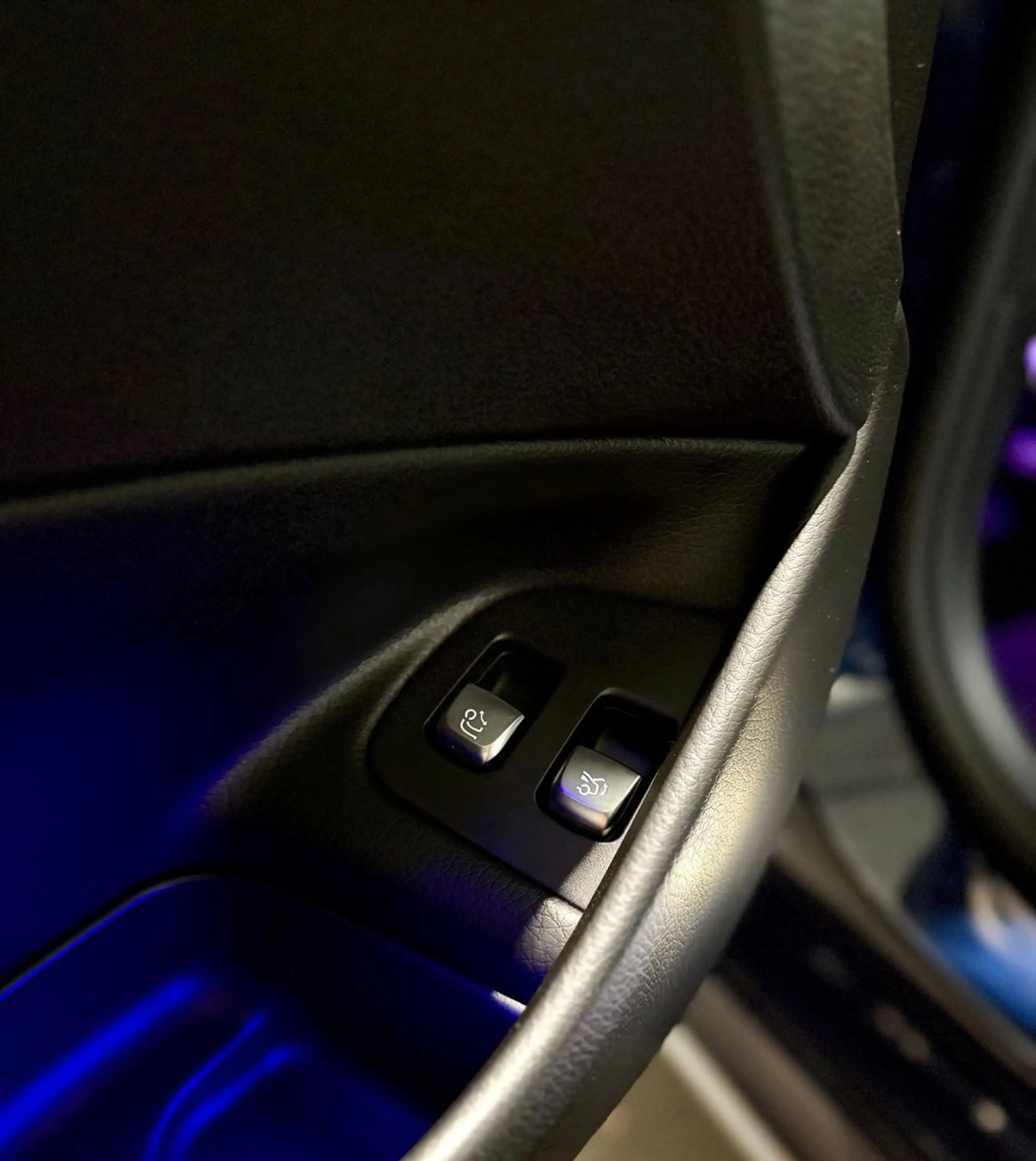 Mercedes-Benz E 63 AMG E63s AMG 4M+*HUD*3D*VOLL*MULTIBEAM*360*SOFT CLOS — photo 35