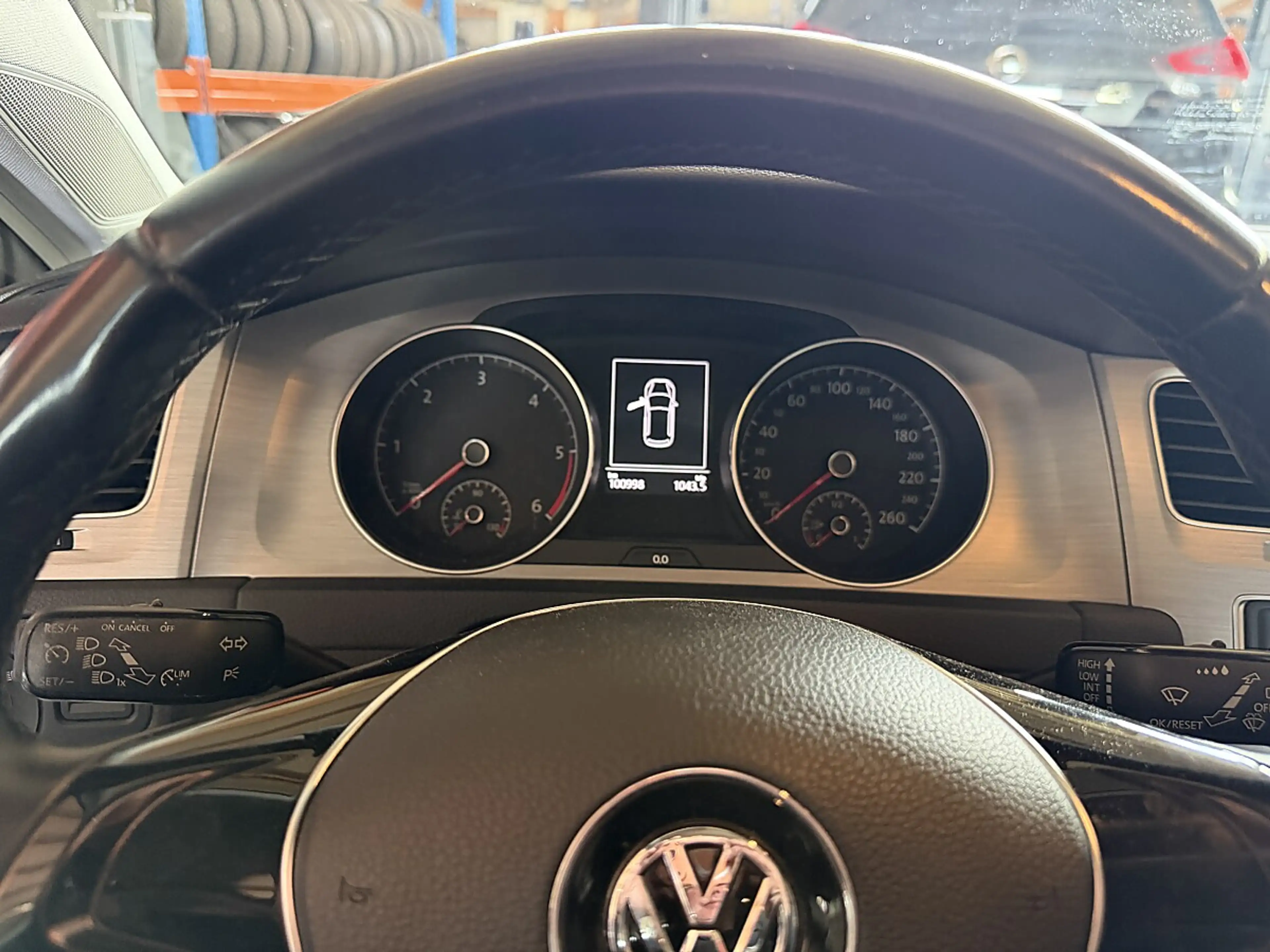 Volkswagen Golf R abbit 1,6 TDI BMT — photo 10