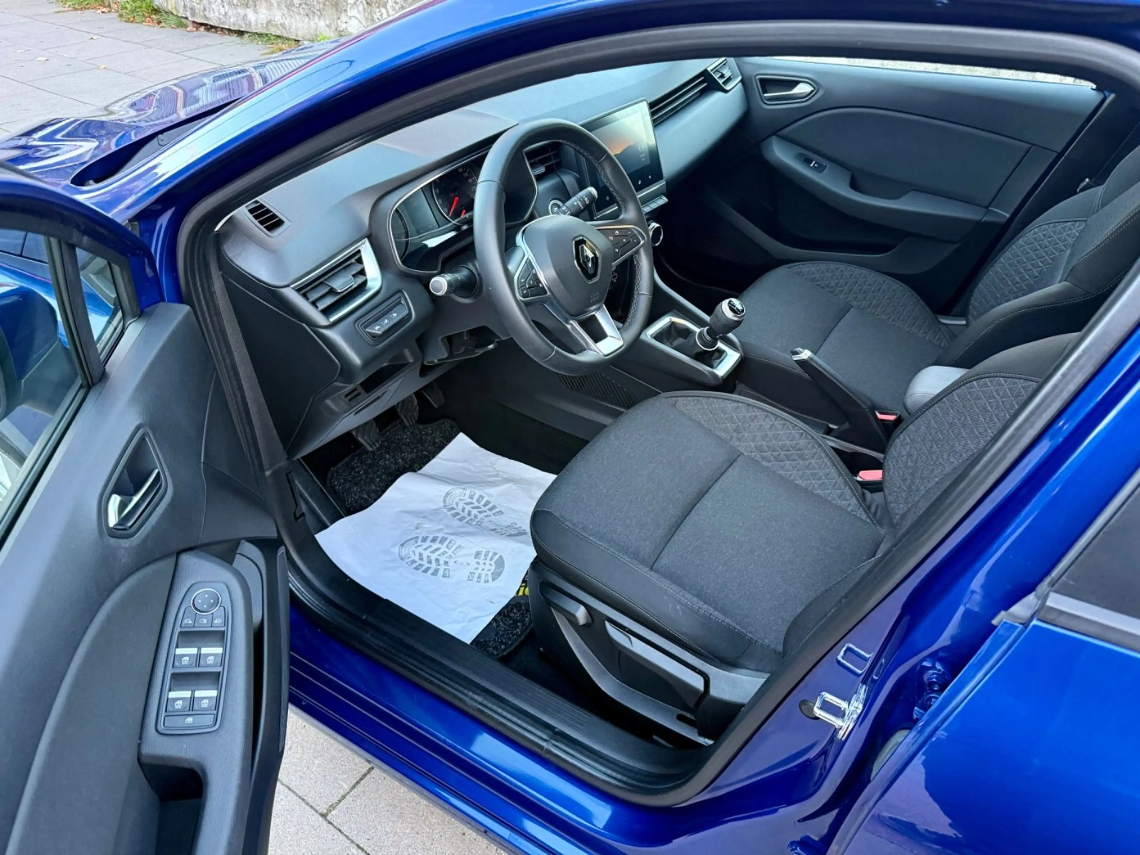 Renault Clio V Experience * TÜV NEU — photo 11