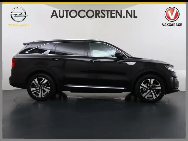 Kia Sorento view 4