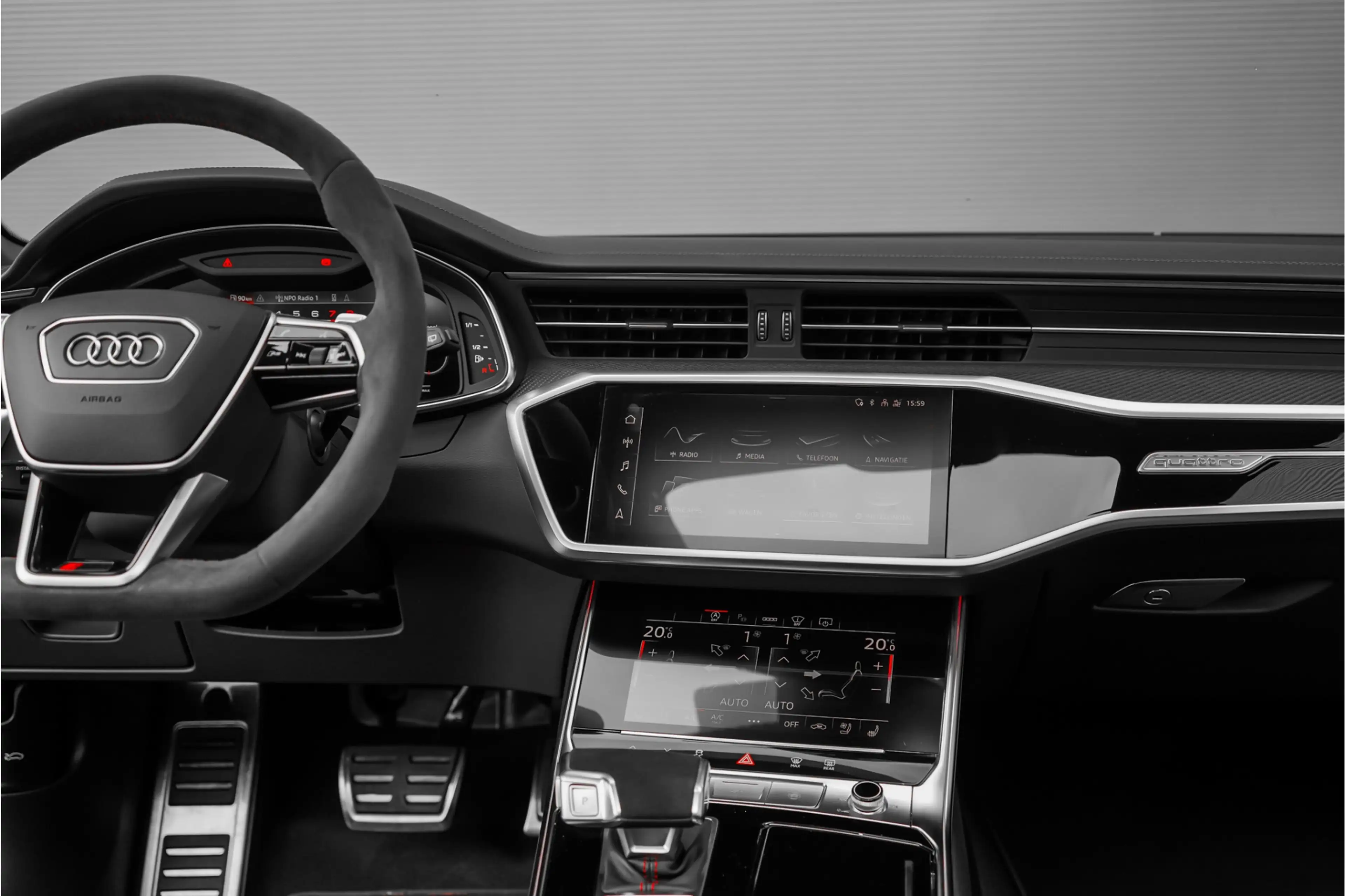 Audi RS6 Avant 4.0 TFSI Quattro Pano Dynamic Plus B&O 360° — photo 23