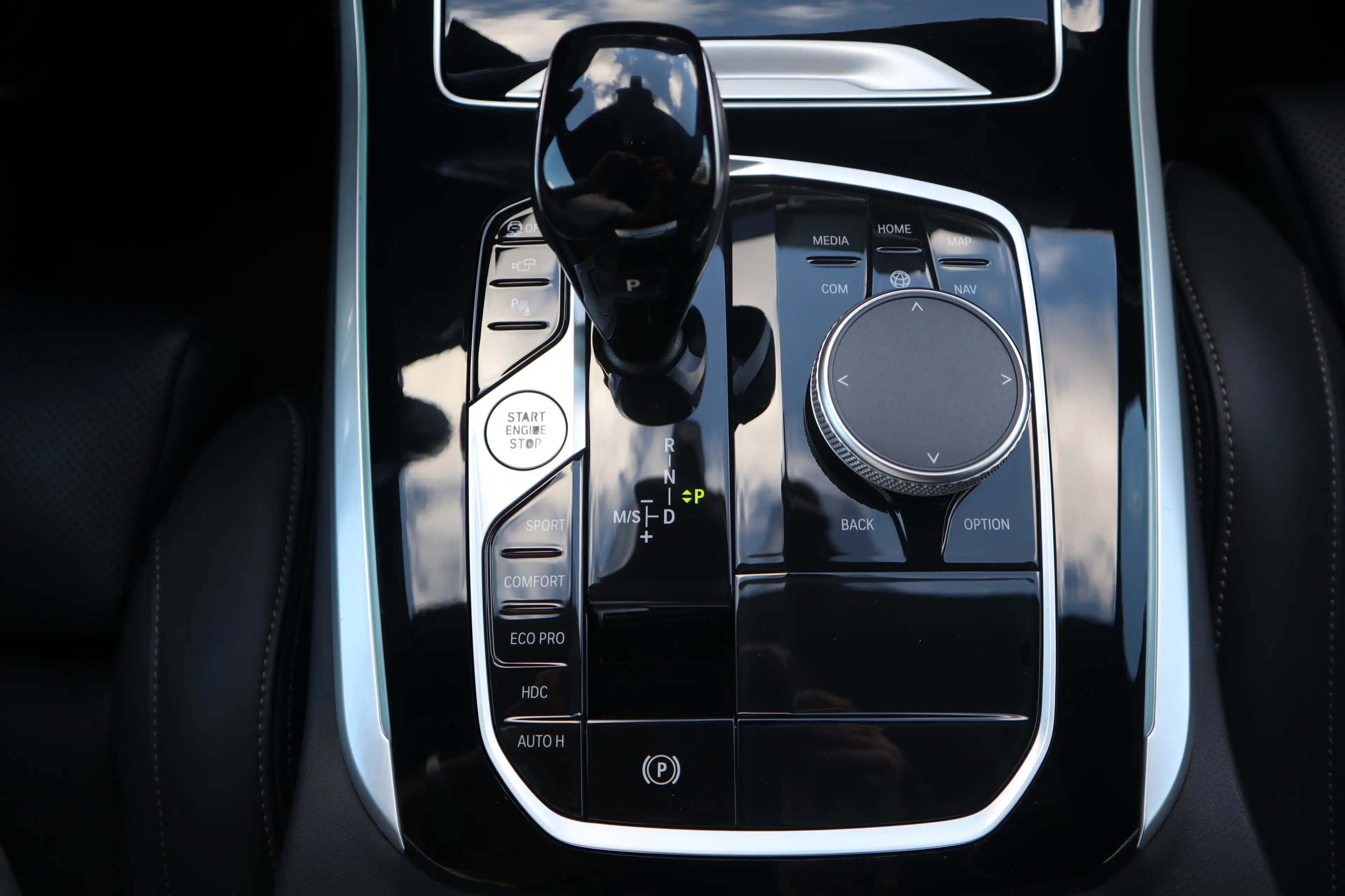 BMW X5 xDrive30d — photo 8