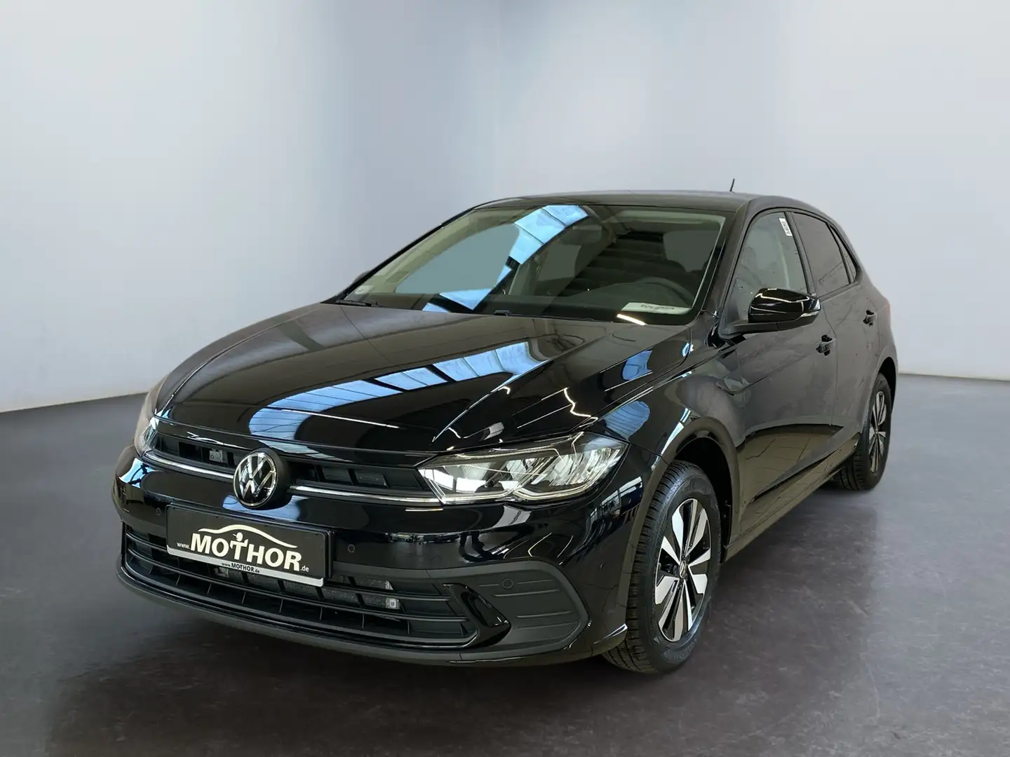 Volkswagen Polo VI Move 1.0 TSI DSG FLA LM KAM LED 2xKlima Fekete - 2