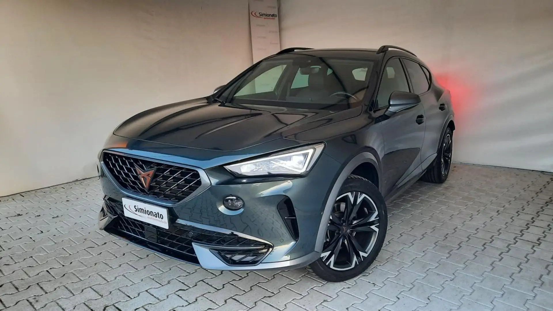 CUPRA Formentor 1.4 e-Hybrid DSG Grigio - 1
