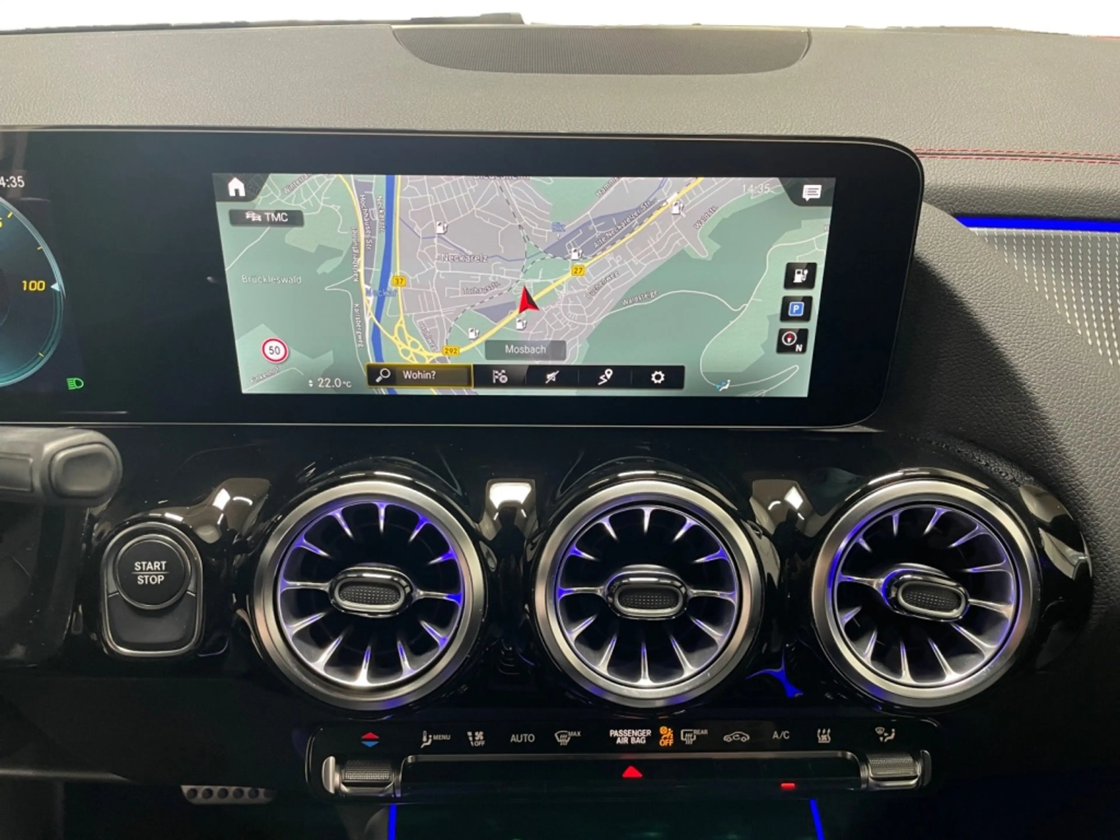 Mercedes-Benz EQA 300 4matic AMG AMG+MBUX+Wide+Cam+LED+Navi — photo 15