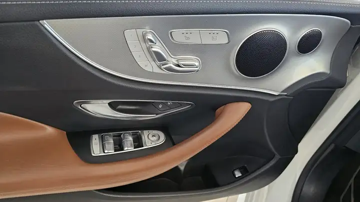 Mercedes-Benz Clase E 2019, foto 13