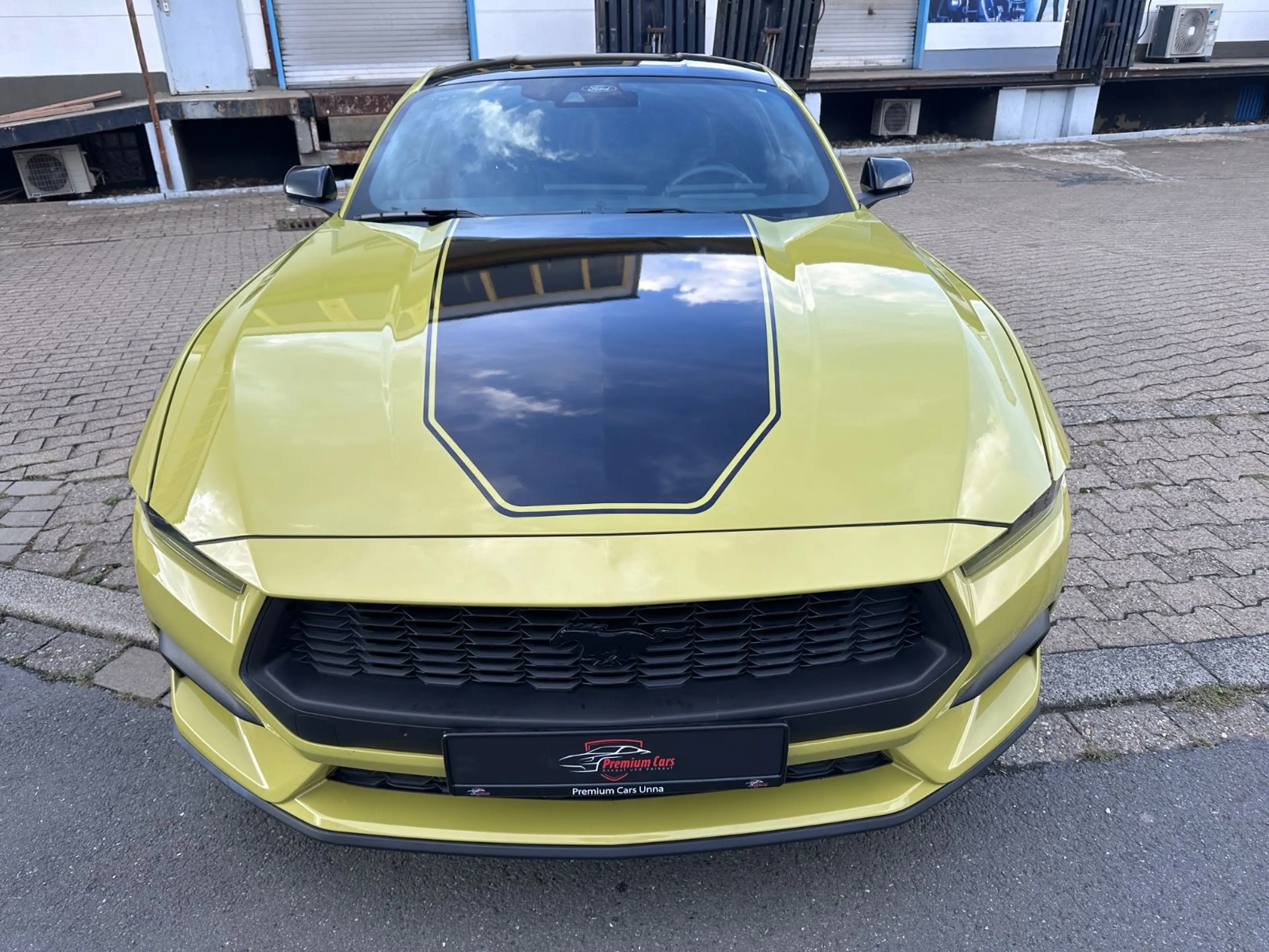 Ford Mustang 2.3 Sportback — photo 4